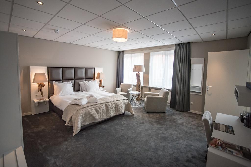 Hotel Het Raedthuys Sint-Maartensdijk Bagian luar foto
